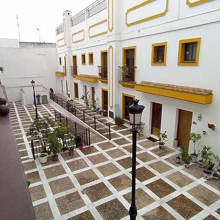 Sherryflat Neira - Parking เฮเรซ เด ลาฟรอนเตรา ภายนอก รูปภาพ